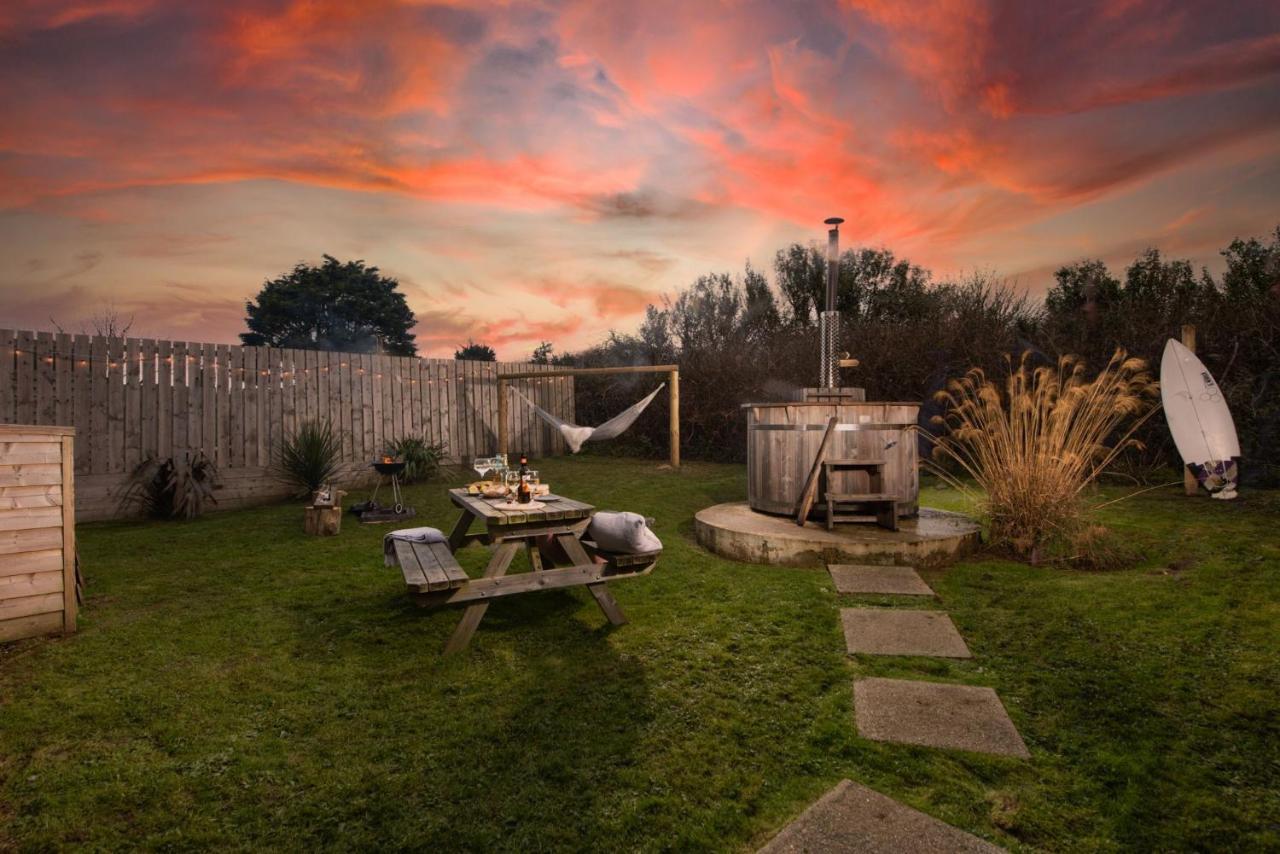 Wheal Rose -Beautifully Fitted Lodge Helston Cornwall Exteriör bild
